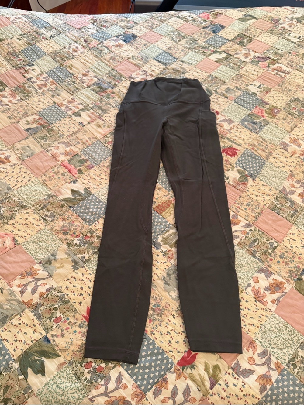 LULULEMON ALIGN HIGH RISE 25” LEGGINGS SIZE 4 GRAPHITE GRAY